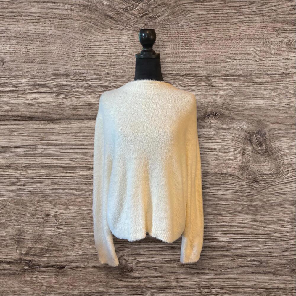 NWT Universal Thread Cream "Very Soft" Sweater Size XL - Picture 1 of 4